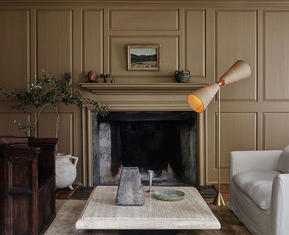 An alternative image of Pendolo Floor Lamp Medium in use